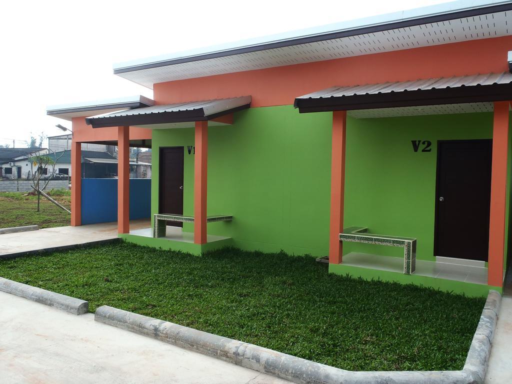 Tongmai Resort Surat Thani Room photo